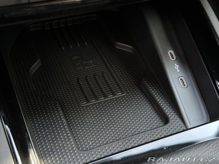 Škoda Kamiq 1.0TSi Monte Carlo 116PS 2025