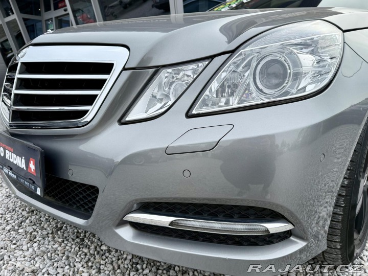 Mercedes-Benz E E 250 CGI Avantgarde Auto 2011