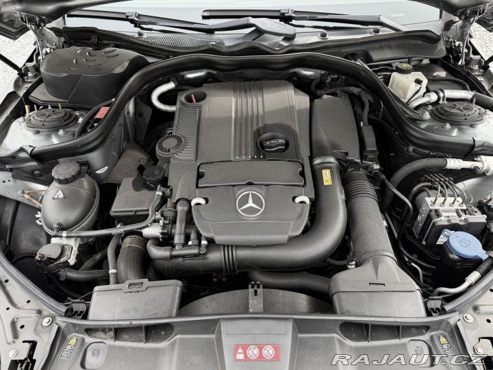 Mercedes-Benz E E 250 CGI Avantgarde Auto 2011