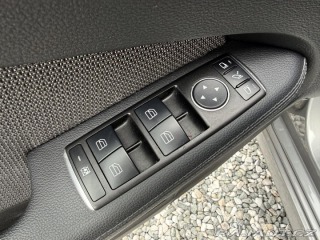 Mercedes-Benz E E 250 CGI Avantgarde Auto 2011