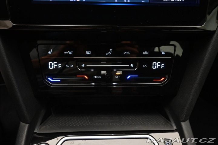 Volkswagen Passat 1,5 TSI 110kW DSG Busines 2020
