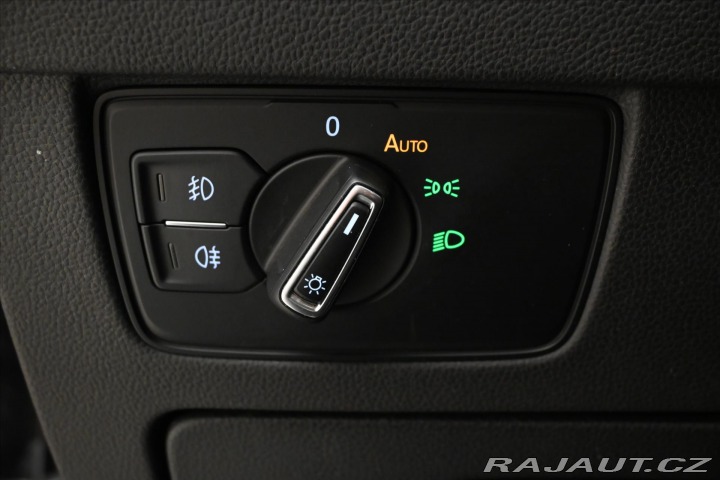 Volkswagen Passat 1,5 TSI 110kW DSG Busines 2020