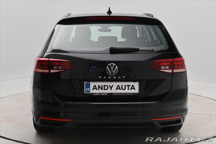 Volkswagen Passat 1,5 TSI 110kW DSG Busines 2020
