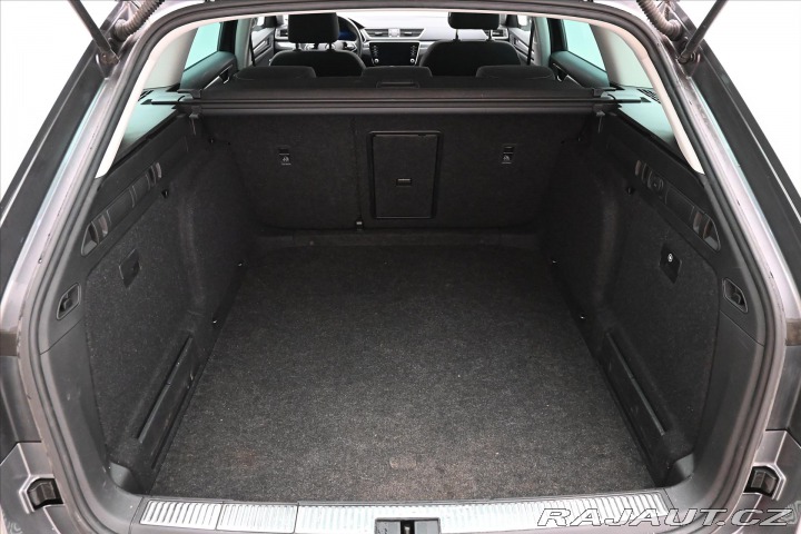 Škoda Superb 2,0 TDI 110kW DSG Style Z 2023