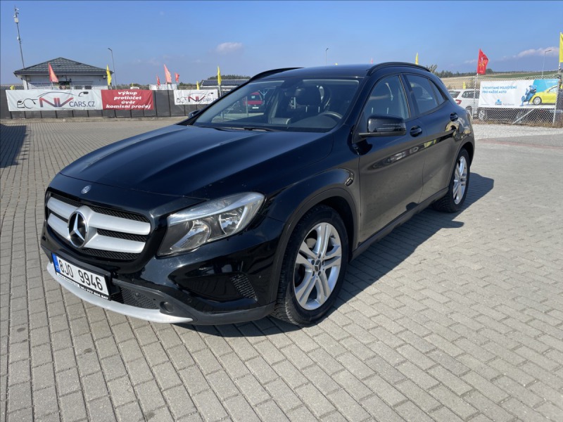 Mercedes-Benz GLA 2,2 CDi 100kw Panorama be
