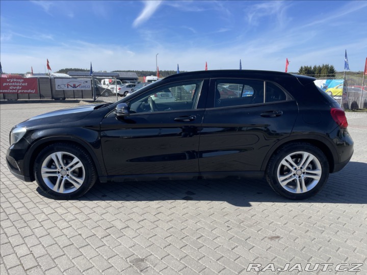 Mercedes-Benz GLA 2,2 CDi 100kw Panorama be 2015