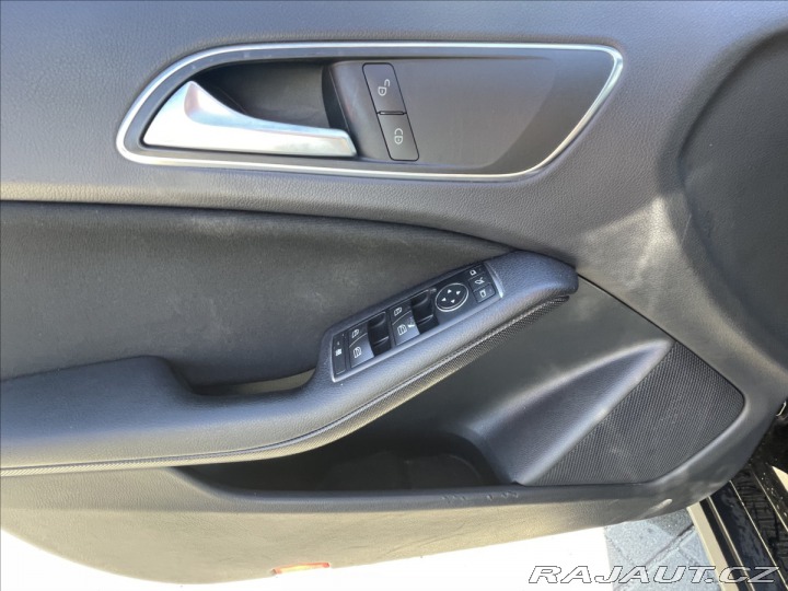 Mercedes-Benz GLA 2,2 CDi 100kw Panorama be 2015