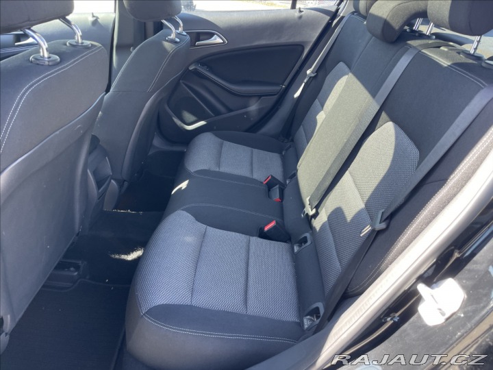 Mercedes-Benz GLA 2,2 CDi 100kw Panorama be 2015