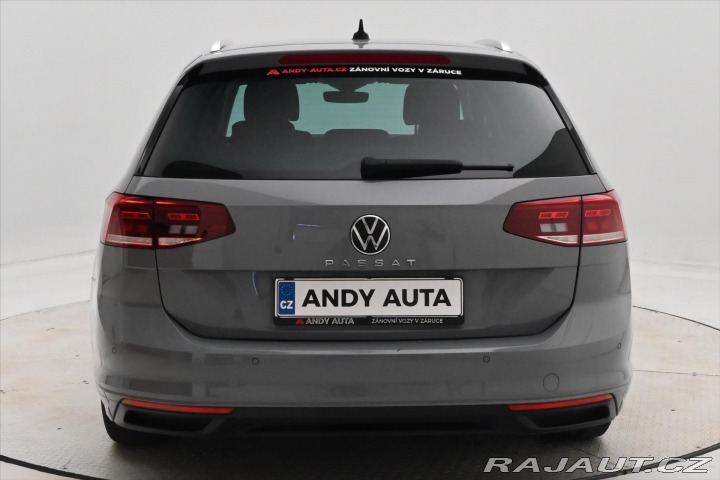 Volkswagen Passat 2,0 TDI 110kW DSG Busines 2023