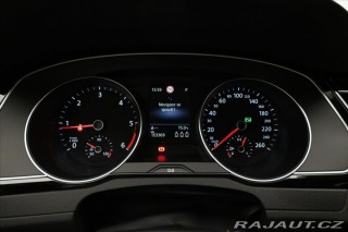 Volkswagen Passat 2,0 TDI 110kW DSG Busines 2023