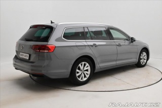 Volkswagen Passat 2,0 TDI 110kW DSG Busines 2023