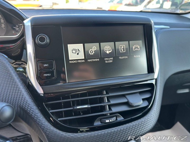 Peugeot 208 1,2Turbo 81kw Style 2015