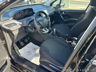 Peugeot 208 1,2Turbo 81kw Style 2015