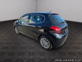 Peugeot 208 1,2Turbo 81kw Style 2015