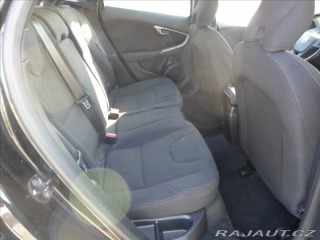Volvo V40 1,6 D2 KAMERA, SERVIS 2013