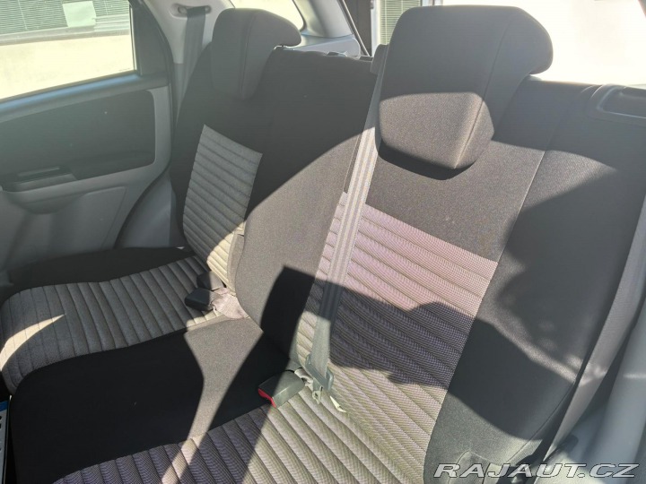 Suzuki SX4 1.6i, 88KW, VYHŘ. SEDADLA 2011