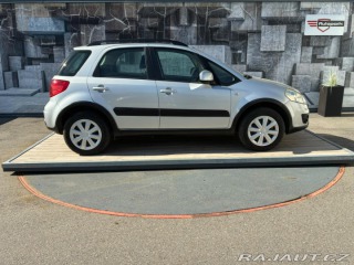 Suzuki SX4 1.6i, 88KW, VYHŘ. SEDADLA 2011