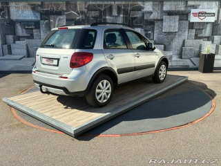Suzuki SX4 1.6i, 88KW, VYHŘ. SEDADLA 2011