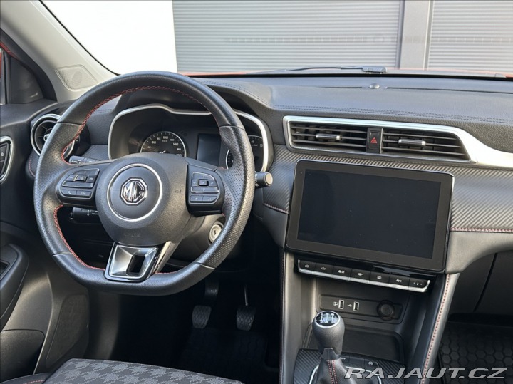 MG ZS 1,5 DVVT 106PS  Essential 2023