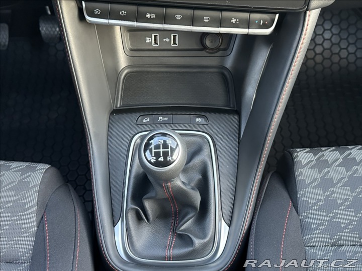 MG ZS 1,5 DVVT 106PS  Essential 2023