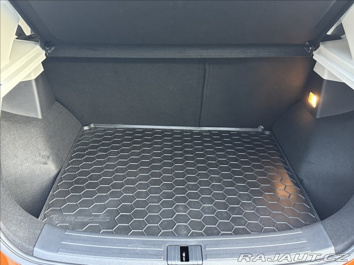 MG ZS 1,5 DVVT 106PS  Essential 2023