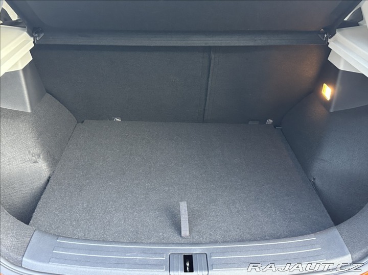 MG ZS 1,5 DVVT 106PS  Essential 2023