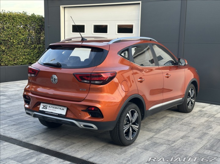 MG ZS 1,5 DVVT 106PS  Essential 2023