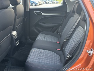 MG ZS 1,5 DVVT 106PS Essential 2023