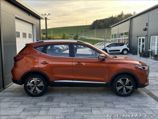MG ZS 1,5 DVVT 106PS Essential 2023