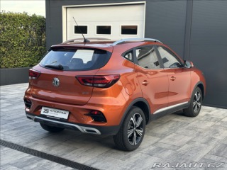 MG ZS 1,5 DVVT 106PS Essential 2023
