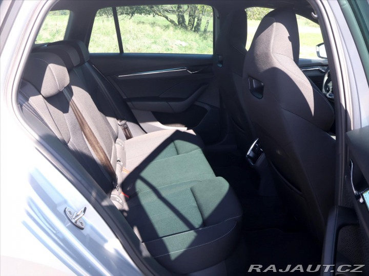 Škoda Octavia 2,0 TDI DSG Style Sport D 2022