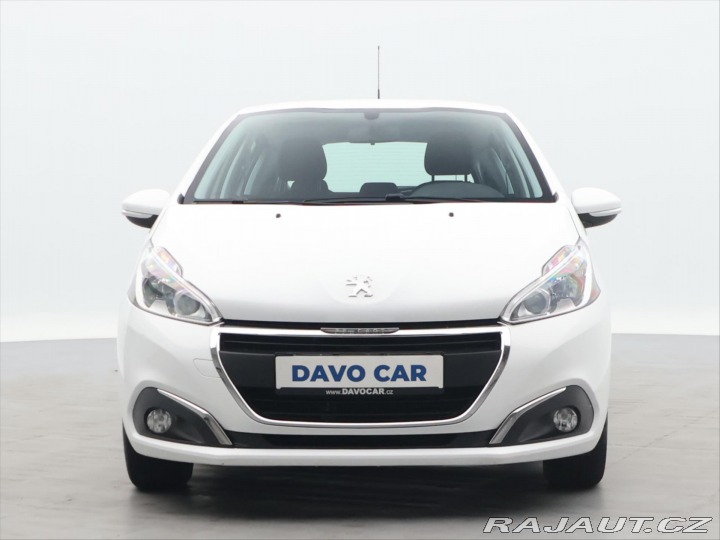 Peugeot 208 1,2 PureTech Klima CZ 1.M 2018