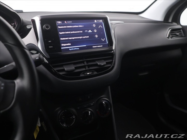Peugeot 208 1,2 PureTech Klima CZ 1.M 2018