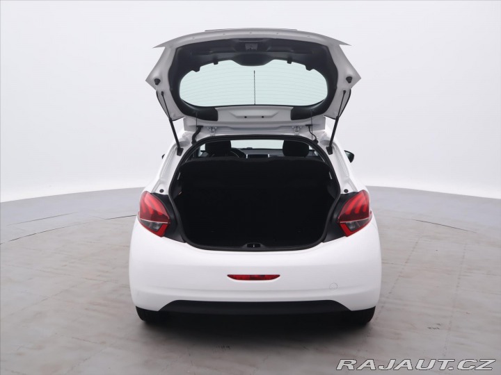 Peugeot 208 1,2 PureTech Klima CZ 1.M 2018