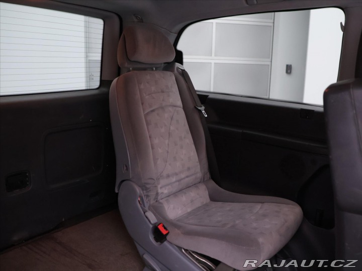 Mercedes-Benz Vito 3,0 165 kW, 6 míst, Autom 2012