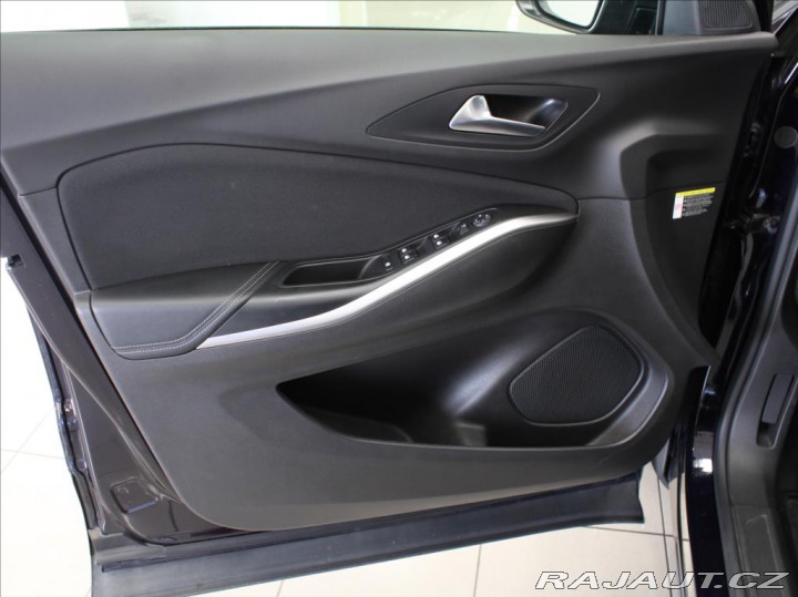 Opel Grandland X 1,2 Turbo 96kW AT 1.maj.Č 2019