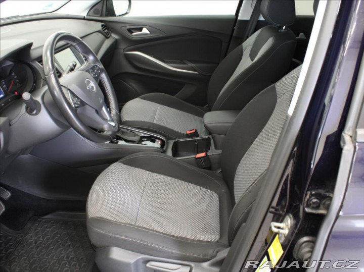 Opel Grandland X 1,2 Turbo 96kW AT 1.maj.Č 2019