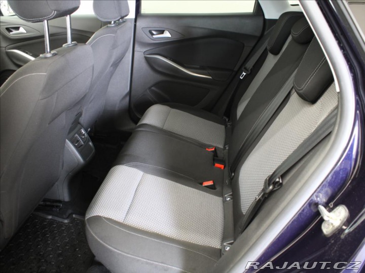 Opel Grandland X 1,2 Turbo 96kW AT 1.maj.Č 2019