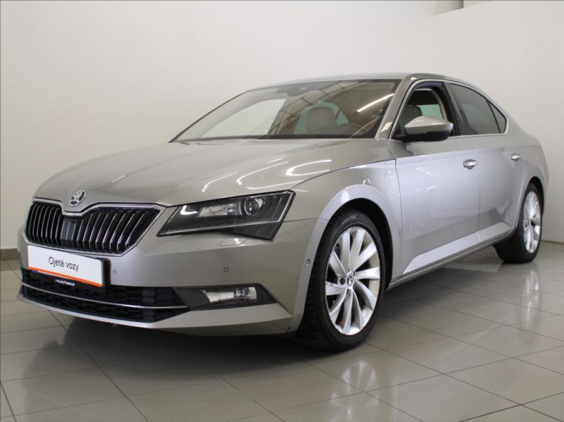 Škoda Superb 2,0 TDi 140kW 4x4 DSG L&a