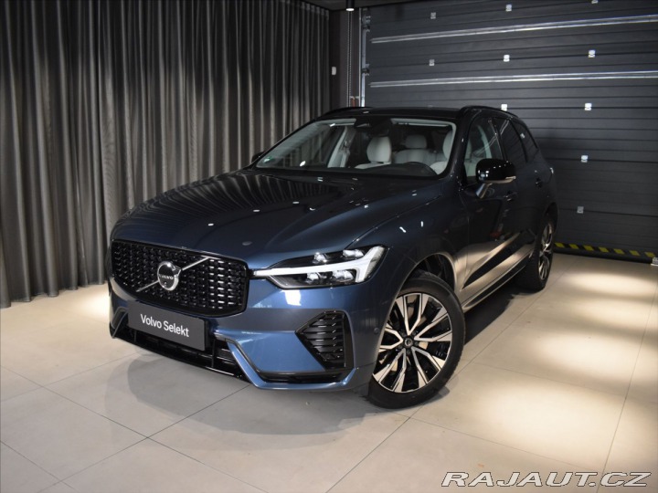 Volvo XC60 2,0 B4 AWD Plus dark Bezk 2023