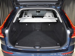 Volvo XC60 2,0 B4 AWD Plus dark Bezk 2023