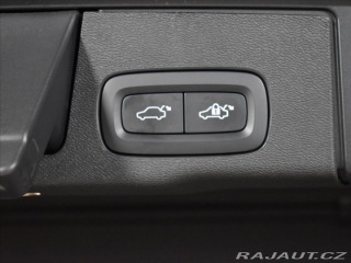 Volvo XC60 2,0 B4 AWD Plus dark Bezk 2023