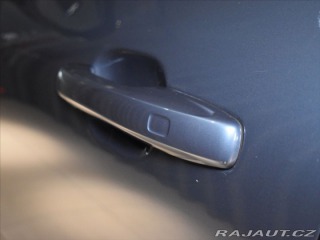 Volvo XC60 2,0 B4 AWD Plus dark Bezk 2023