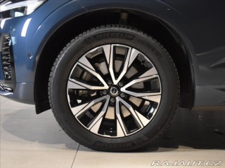 Volvo XC60 2,0 B4 AWD Plus dark Bezk 2023