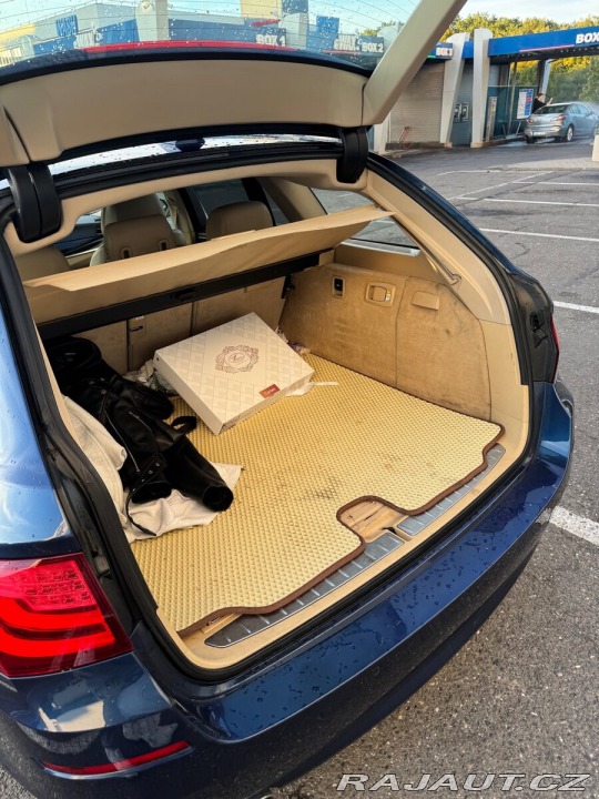 BMW 5 3,0   f 11 1800