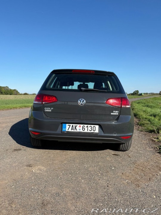 Volkswagen Golf 1,2   TSI 63 kW, r. 2015, 2015