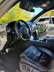 Volkswagen Touareg 3,0 2012, TDI V6 Bluemo 2012