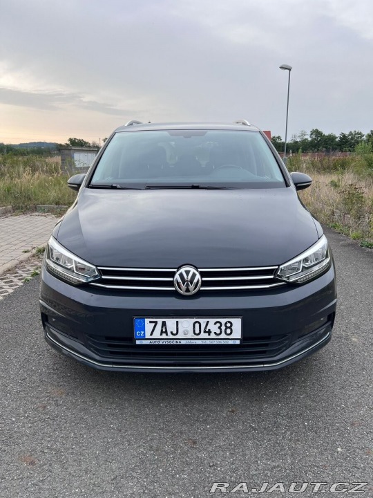 Volkswagen Touran 1,5 TSI Highline DSG, p 1800