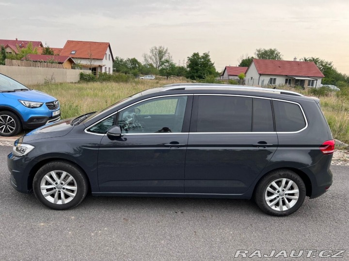 Volkswagen Touran 1,5 TSI Highline DSG, p 1800