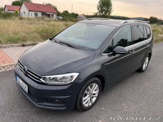 Volkswagen Touran 1,5 TSI Highline DSG, p 1800